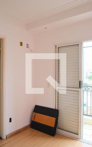 Apartamento à venda com 77m², 2 quartos e 2 vagasSuíte