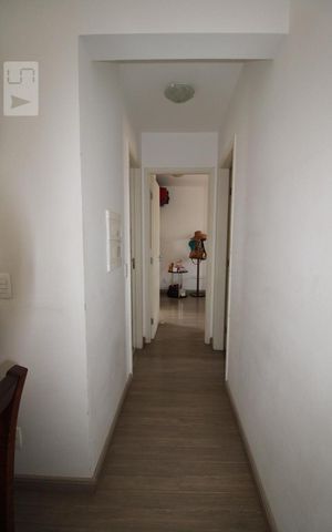 Apartamento à venda com 67m², 2 quartos e 1 vagaCorredor