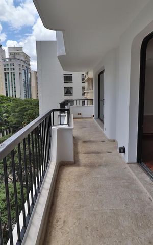 Apartamento à venda com 293m², 4 quartos e 4 vagasVaranda