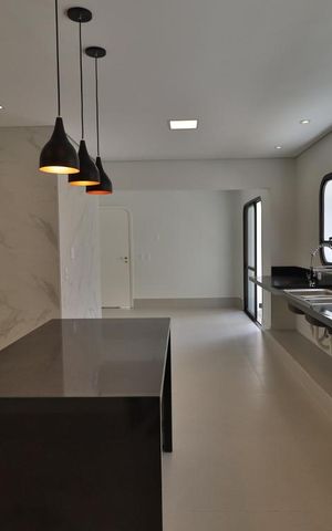 Apartamento à venda com 293m², 4 quartos e 4 vagasCozinha