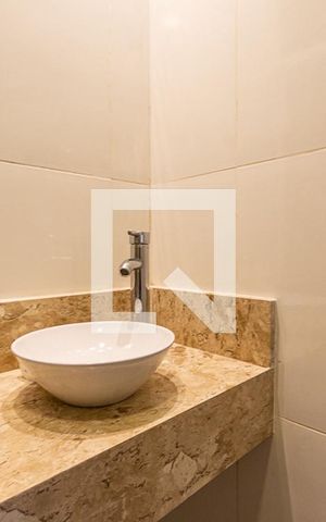 Apartamento à venda com 72m², 2 quartos e 1 vaga Apartamento à venda com 72m², 2 quartos e 1 vagaBanheiro da Suíte