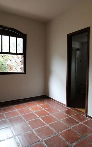 Casa à venda com 287m², 5 quartos e 6 vagasQuarto 4