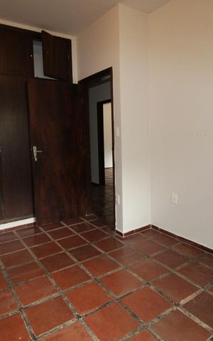 Casa à venda com 287m², 5 quartos e 6 vagasQuarto 4