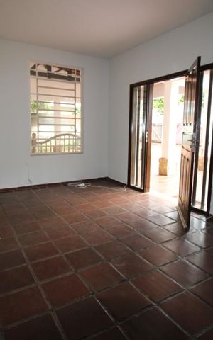 Casa à venda com 287m², 5 quartos e 6 vagasSala 1