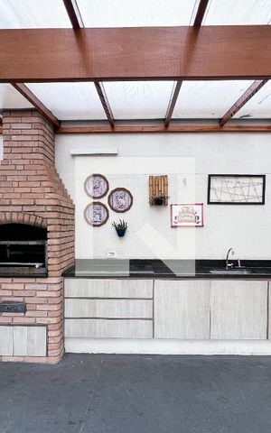 Apartamento à venda com 65m², 2 quartos e 1 vagaChurrasqueira