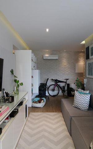 Apartamento à venda com 63m², 1 quarto e 1 vagaSala