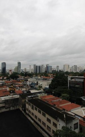 Apartamento à venda com 63m², 1 quarto e 1 vagaVista