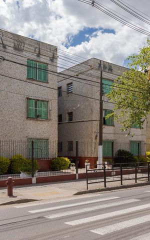 Apartamento à venda com 95m², 3 quartos e sem vaga Apartamento à venda com 95m², 3 quartos e sem vagaFachada