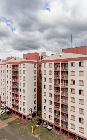 Apartamento para alugar com 64m², 2 quartos e 1 vagaVista