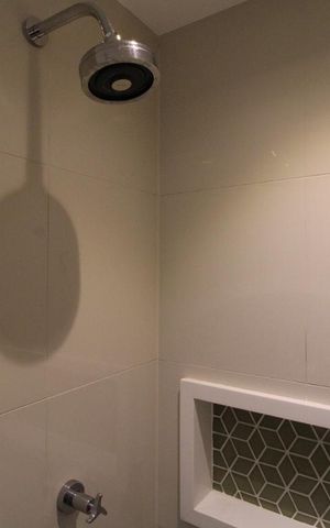 Apartamento para alugar com 74m², 2 quartos e 1 vagaChuveiro banheiro da suíte