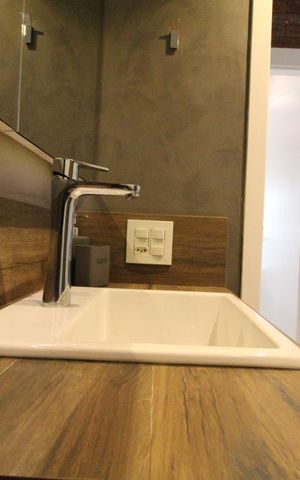 Apartamento para alugar com 74m², 2 quartos e 1 vagaPia banheiro comum