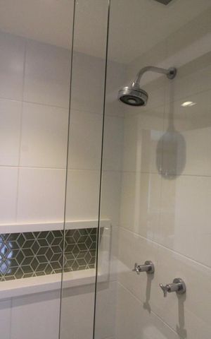 Apartamento para alugar com 74m², 2 quartos e 1 vagaChuveiro banheiro comum