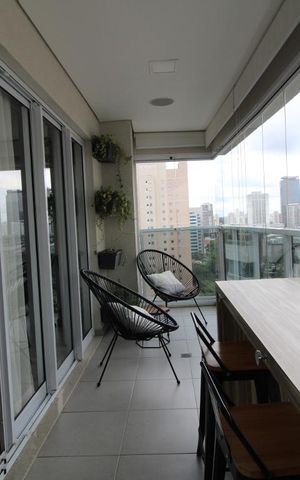 Apartamento para alugar com 74m², 2 quartos e 1 vagaVaranda
