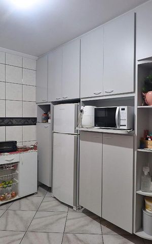 Casa à venda com 181m², 3 quartos e 2 vagasCozinha