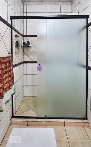 Casa à venda com 181m², 3 quartos e 2 vagasBanheiro da Suíte