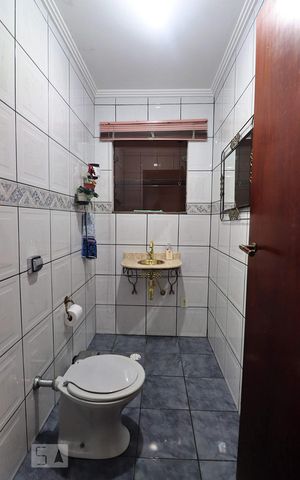 Casa à venda com 181m², 3 quartos e 2 vagasLavabo