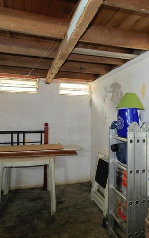 Casa à venda com 39m², 2 quartos e 1 vaga Casa à venda com 39m², 2 quartos e 1 vagaDeposito