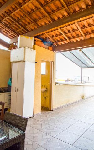 Apartamento à venda com 172m², 3 quartos e 2 vagas Apartamento à venda com 172m², 3 quartos e 2 vagasÁrea de serviço/Espaço gourmet