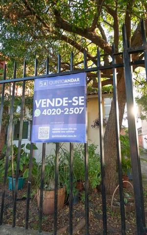 Casa para alugar com 47m², 2 quartos e 2 vagasFachada