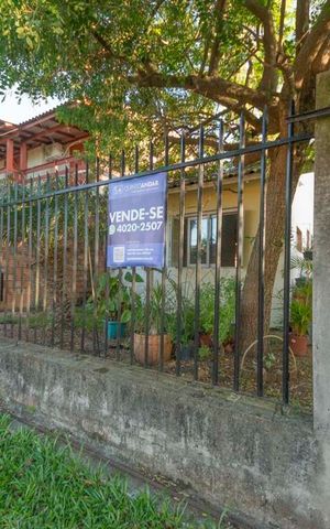 Casa para alugar com 47m², 2 quartos e 2 vagasFachada