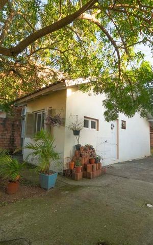 Casa para alugar com 47m², 2 quartos e 2 vagasFachada