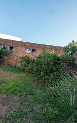 Casa para alugar com 47m², 2 quartos e 2 vagasPátio