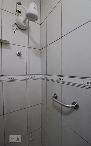 Casa à venda com 96m², 3 quartos e 1 vagaBanheiro