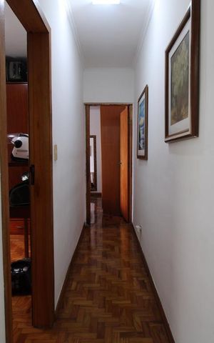 Casa à venda com 96m², 3 quartos e 1 vagaCorredor