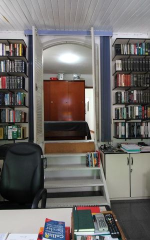 Casa à venda com 96m², 3 quartos e 1 vagaEscritório