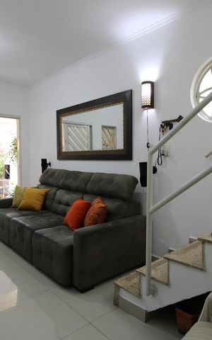 Casa à venda com 96m², 3 quartos e 1 vagaSala