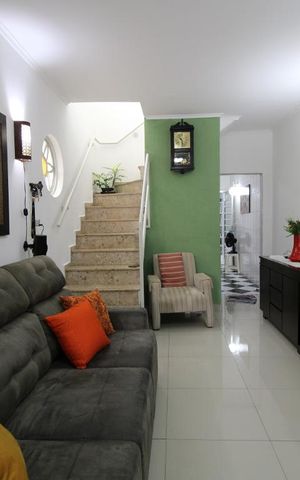 Casa à venda com 96m², 3 quartos e 1 vagaSala