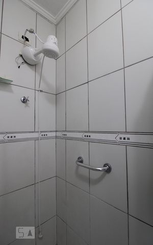 Casa à venda com 96m², 3 quartos e 1 vagaBanheiro