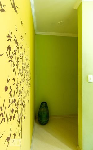 Casa à venda com 115m², 3 quartos e 2 vagasCorredor