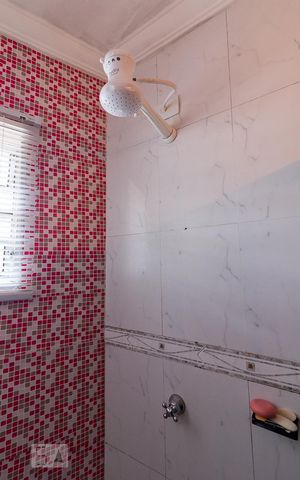 Casa à venda com 115m², 3 quartos e 2 vagasBanheiro social - chuveiro