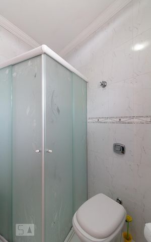 Casa à venda com 115m², 3 quartos e 2 vagasBanheiro quarto 3 suíte