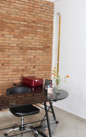 Casa à venda com 216m², 3 quartos e 3 vagas Casa à venda com 216m², 3 quartos e 3 vagasSala