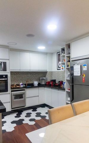 Casa de condomínio à venda com 210m², 4 quartos e 2 vagasCozinha/Sala de Jantar