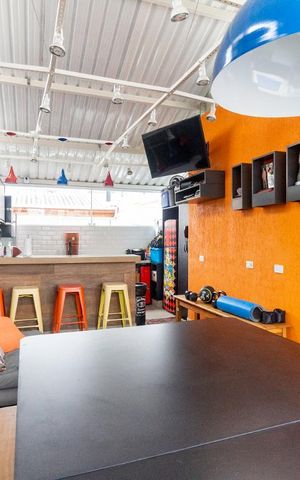 Casa de condomínio à venda com 210m², 4 quartos e 2 vagasTerraço