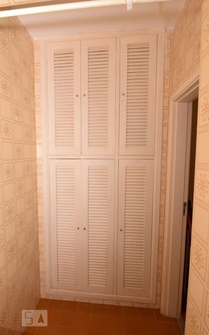 Apartamento para alugar com 158m², 4 quartos e 1 vaga Apartamento para alugar com 158m², 4 quartos e 1 vagaÁrea de Serviço