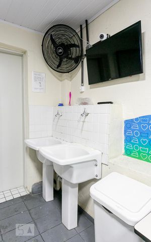 Apartamento para alugar com 62m², 2 quartos e 1 vaga Apartamento para alugar com 62m², 2 quartos e 1 vagaLavanderia