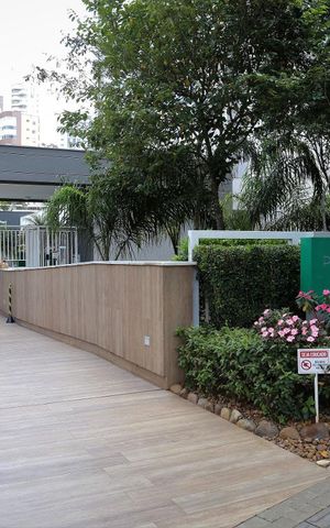 Apartamento à venda com 57m², 2 quartos e 1 vagaFachada do Condomínio