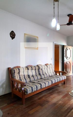 Casa à venda com 180m², 3 quartos e 6 vagasSala