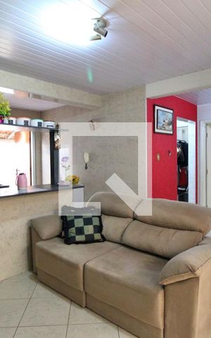 Casa à venda com 180m², 3 quartos e 6 vagasSala (fundos)