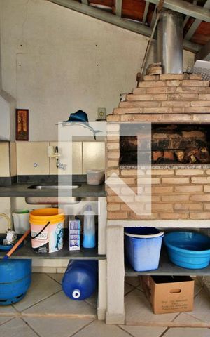 Casa à venda com 180m², 3 quartos e 6 vagasÁrea gourmet