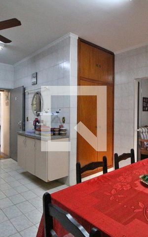 Casa à venda com 180m², 3 quartos e 6 vagasCozinha