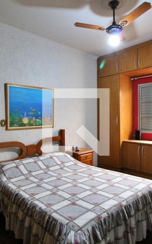Casa à venda com 180m², 3 quartos e 6 vagasQuarto 1 (suíte)