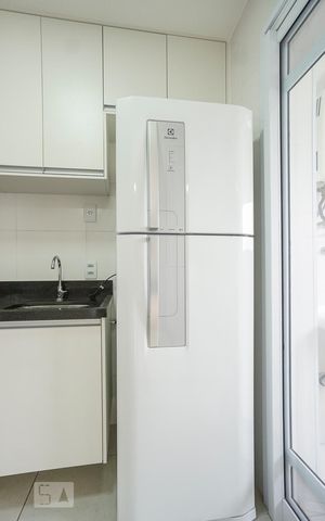 Apartamento para alugar com 43m², 1 quarto e 1 vagaGeladeira