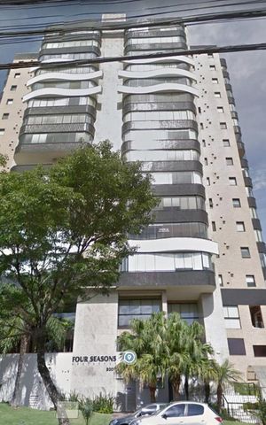 Apartamento à venda com 132m², 3 quartos e 3 vagas Apartamento à venda com 132m², 3 quartos e 3 vagasFachada do Condomínio