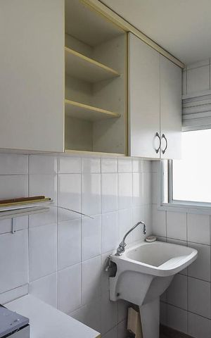 Apartamento à venda com 118m², 4 quartos e 2 vagas Apartamento à venda com 118m², 4 quartos e 2 vagasÁrea de serviço