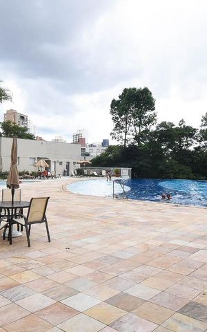 Apartamento à venda com 118m², 4 quartos e 2 vagas Apartamento à venda com 118m², 4 quartos e 2 vagasPiscina